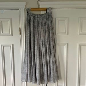 UNIQLO Pleated Midi Skirt